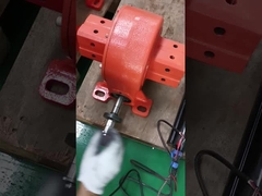 Tàu biển Worm Gear Slew Drive với phạm vi quay tùy chỉnh và C4 bề mặt chống ăn mòn